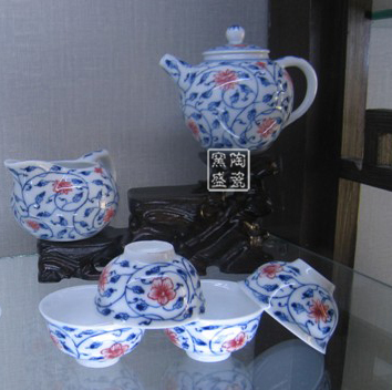 探訪景德鎮(zhèn)窯盛陶瓷創(chuàng)意工廠 青花功夫茶具一手貨源與產(chǎn)品全覽